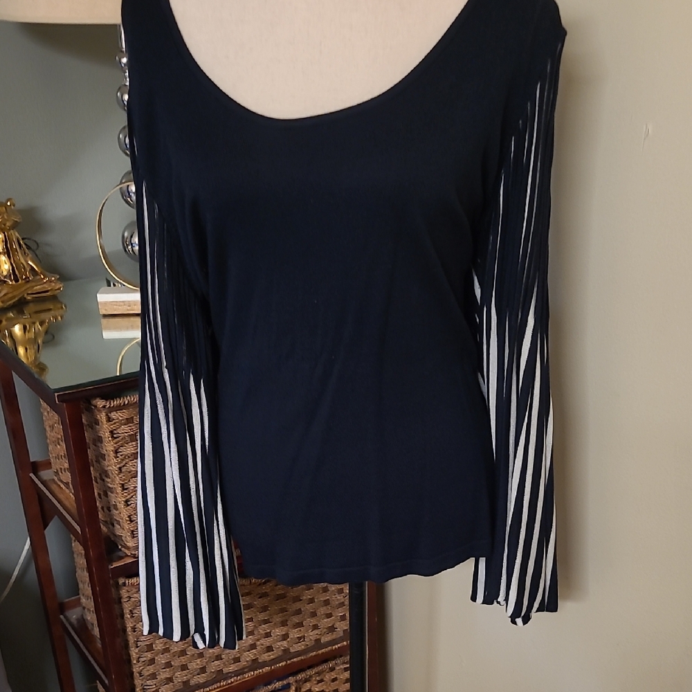 Ellen Tracy Navy& Cream Sweater w/ Bell Striped Sleeves